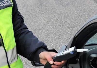 В Пафосе женщина за рулём выпила в 10 раз больше допустимого